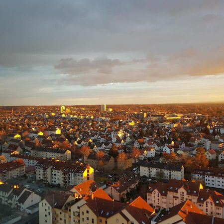 Über den Wolken und super zentral zwischen Frankfurt und Darmstadt - 100qm Langen  Exterior foto